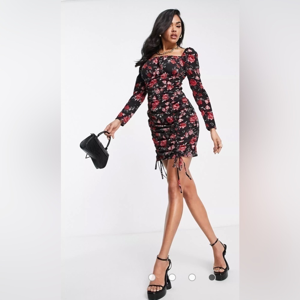 Parisian square neck tie ruched front mini dress in floral print - New w…